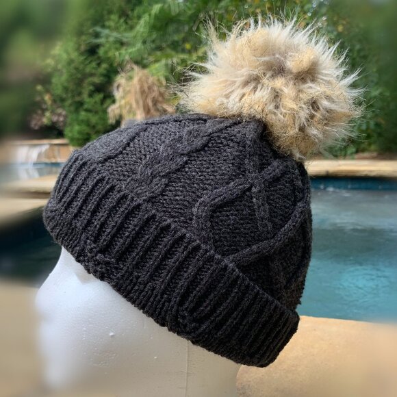 J. Crew Beannie Cap with Faux Fur Pom Pom - Picture 4 of 12